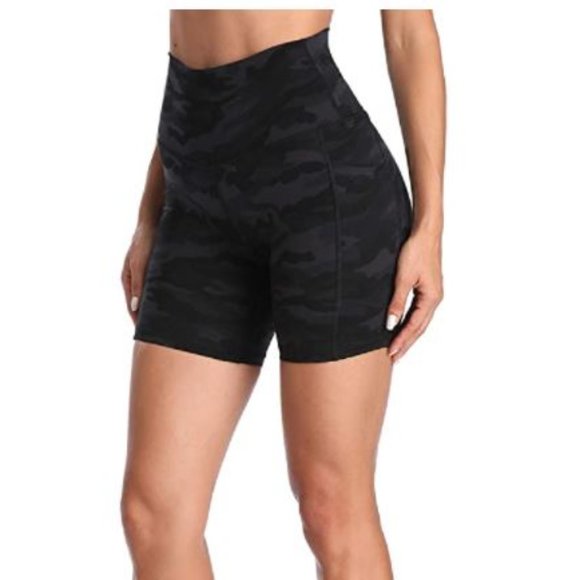 Colorfulkoala Camo Biker Shorts Size X-Small - Picture 1 of 3